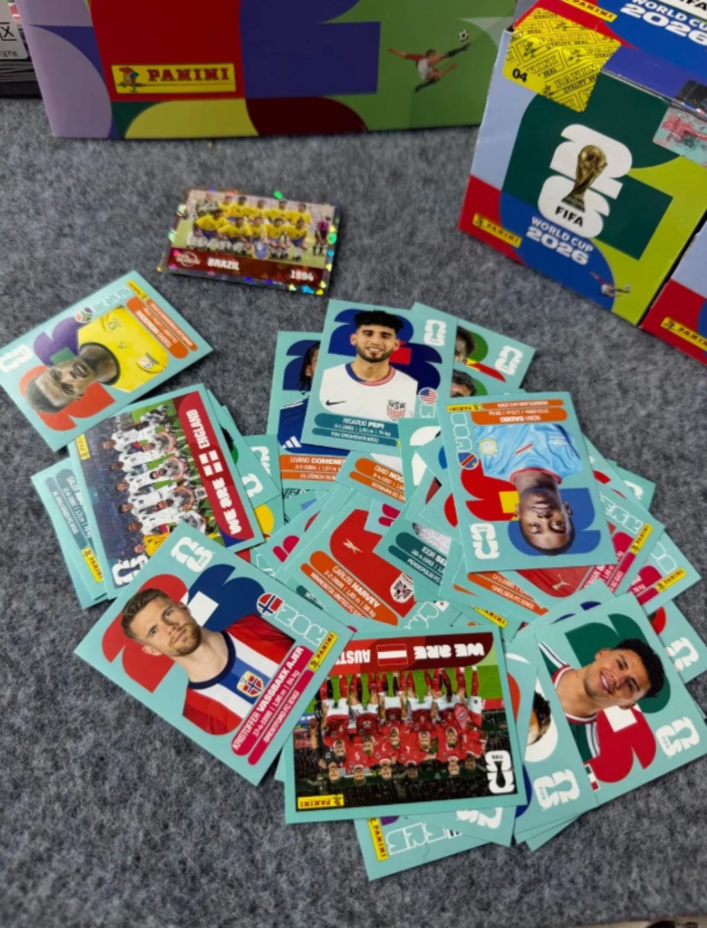 Caixa de Adesivos Panini da Co - Sticker Sheet Set avaliação e preço
